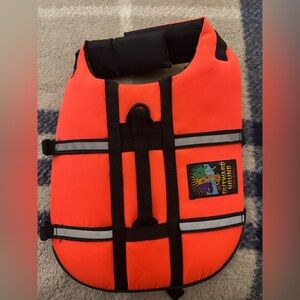 Outward Hound Vibrant Orange Pet Life Vest